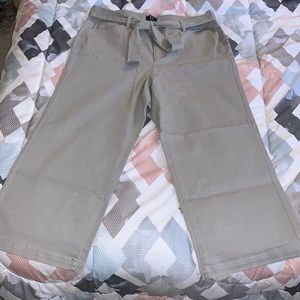 G by Giuliana Wide-Leg Cropped Jean with Belt